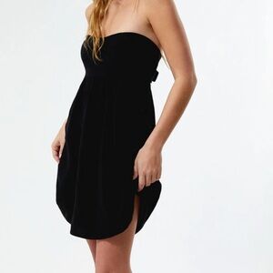 LA Hearts Tie Back Strapless Mini Dress